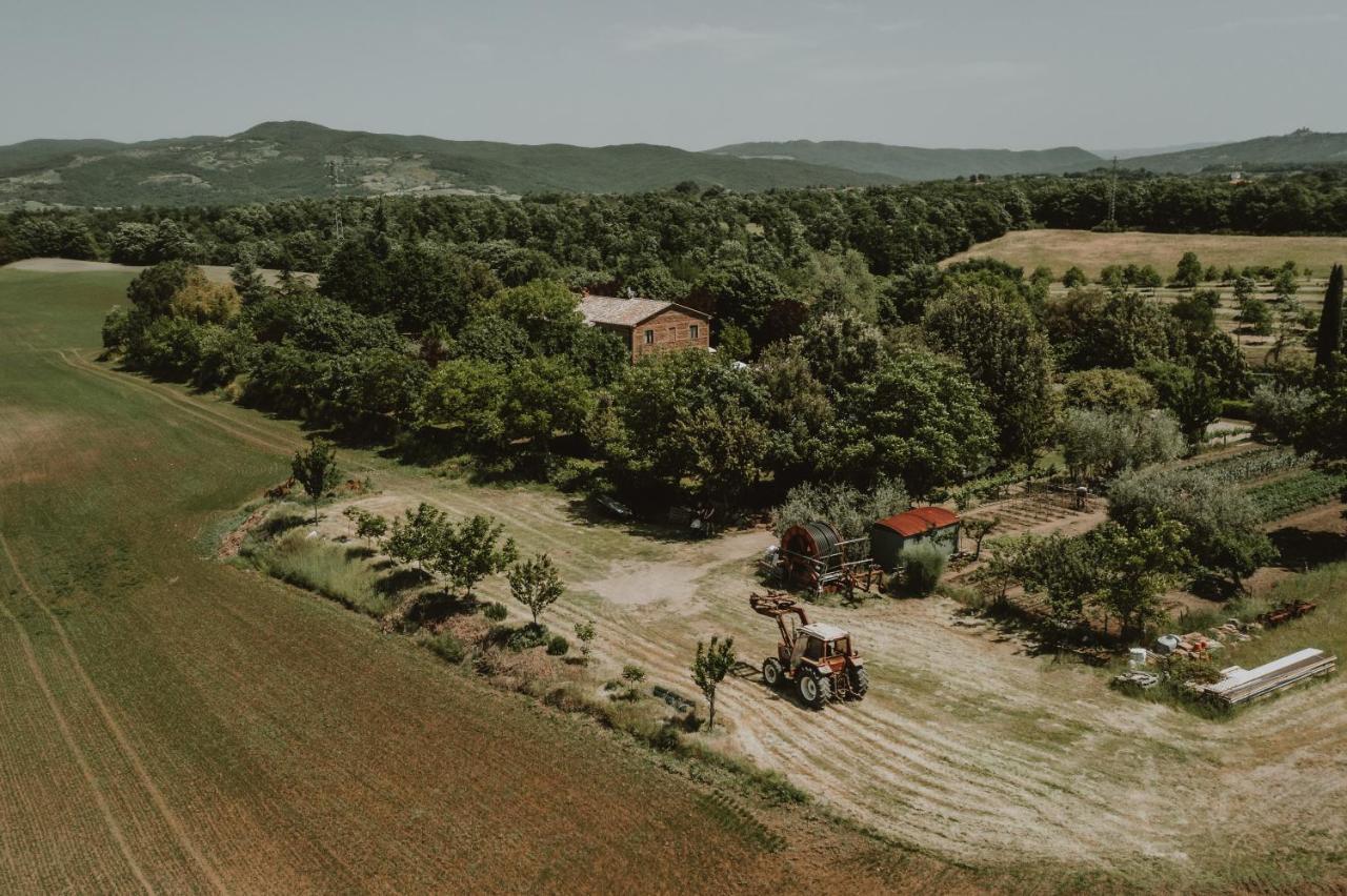 Agriturismo Cerqueto 아쿠아펜덴테 외부 사진