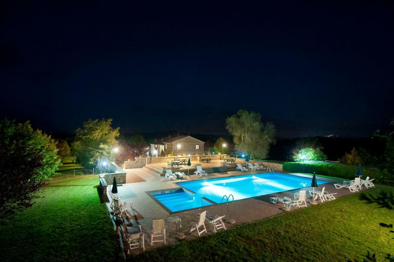 Agriturismo Cerqueto 아쿠아펜덴테 외부 사진